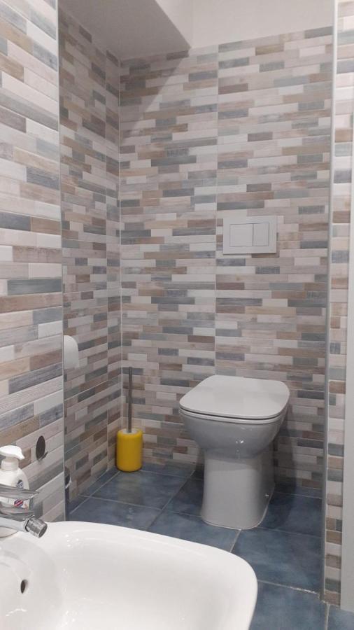 New Little House Hotel Naples Luaran gambar